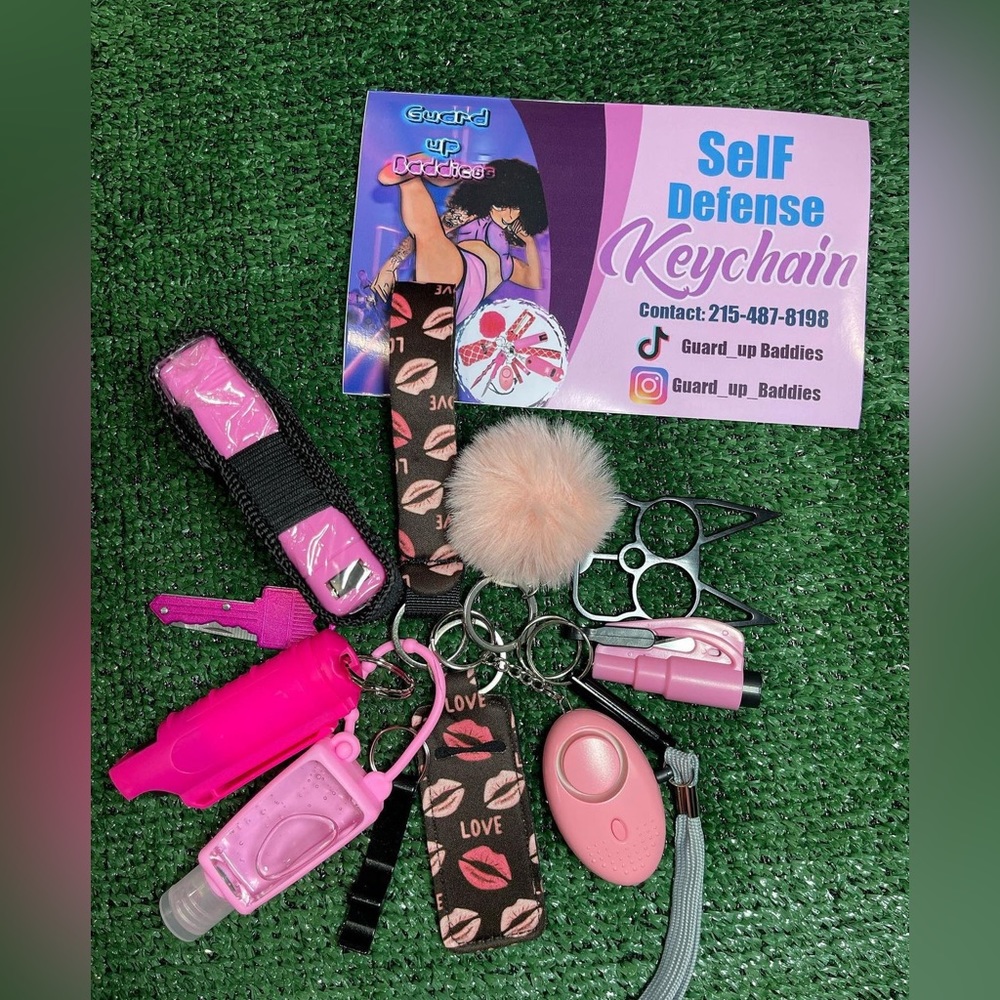 Self defense keychain for sale… - Picture 2 of 3